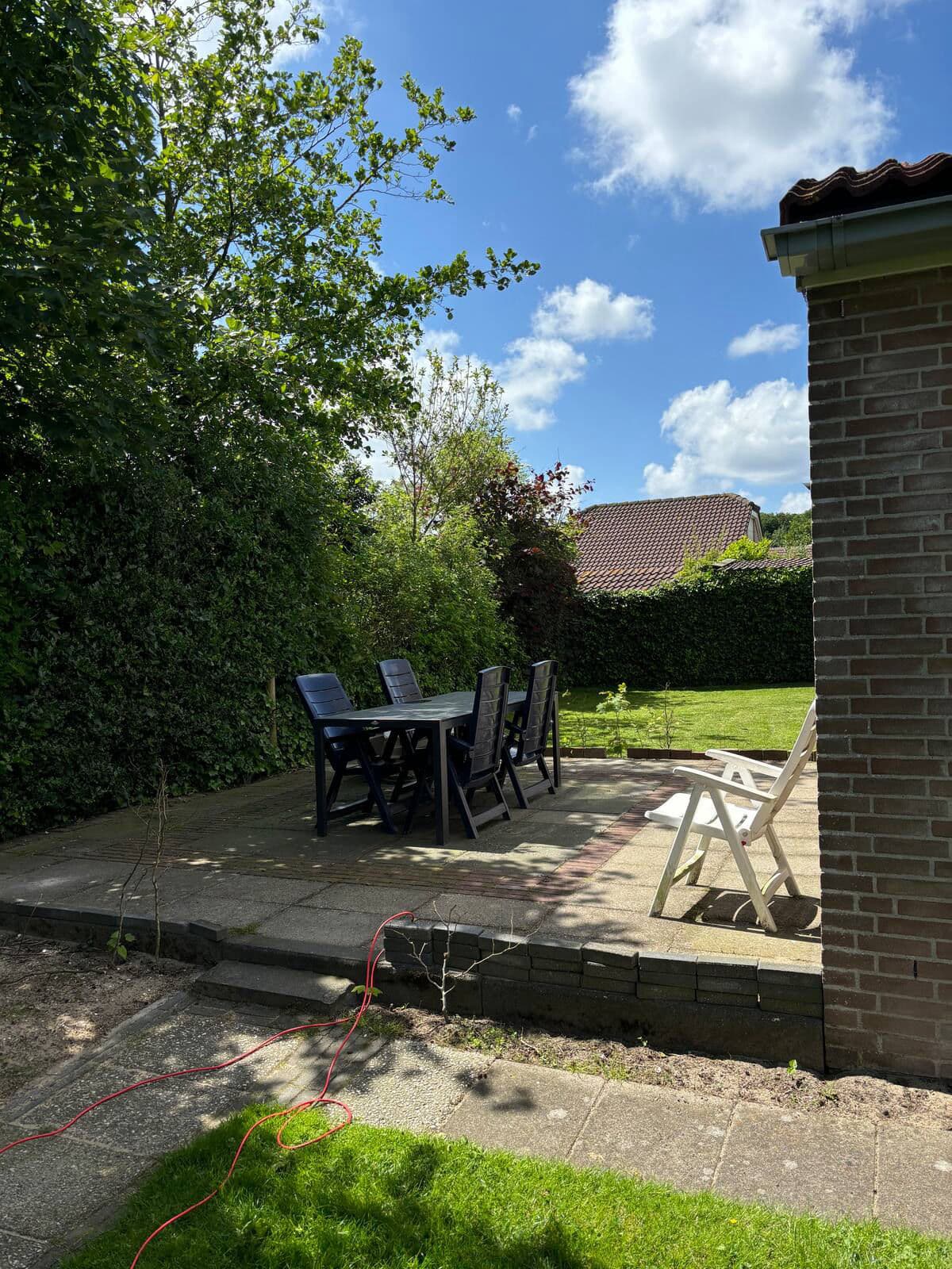 Green garden and terrace at House 48