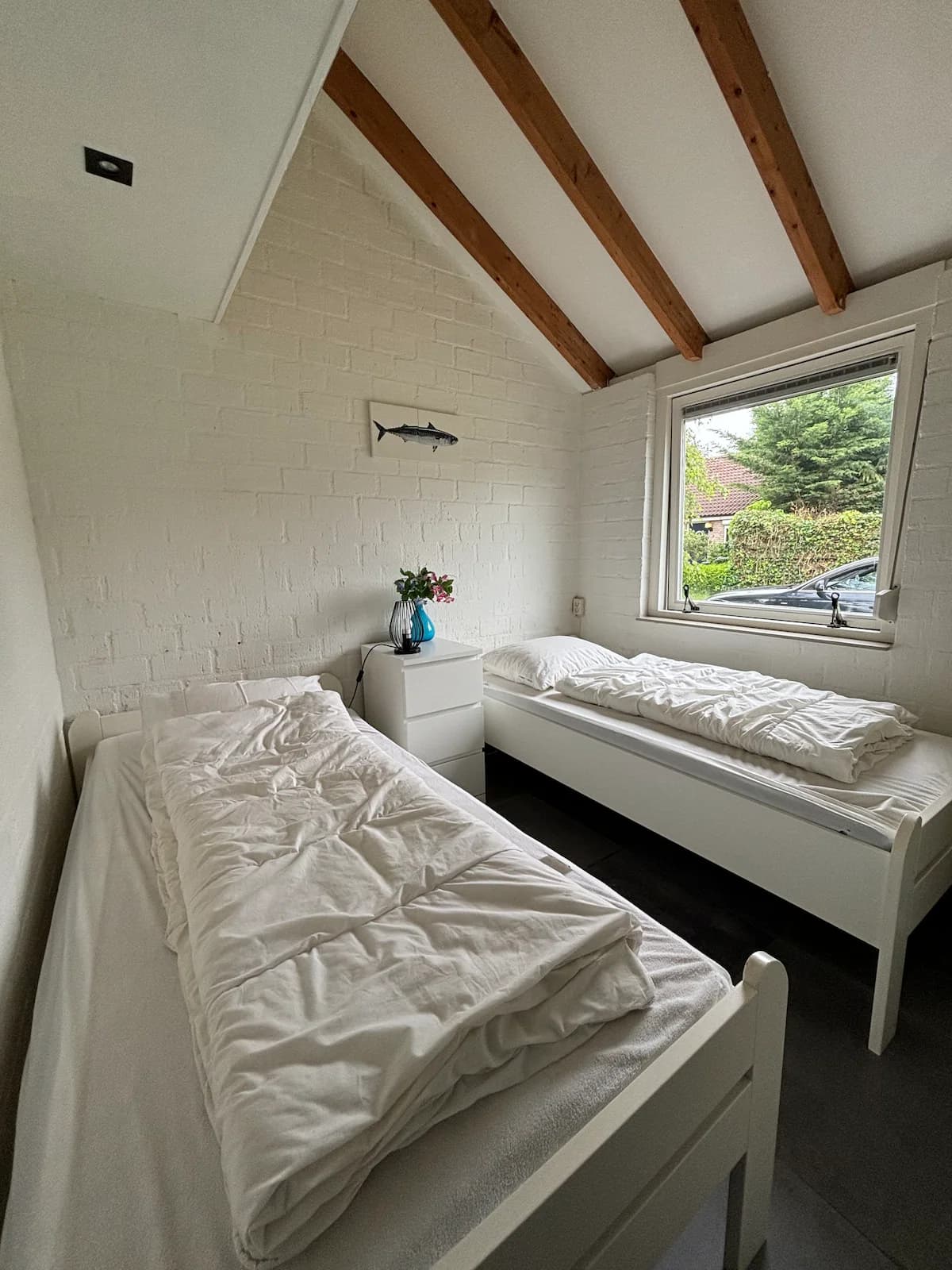 Comfortable living area in House 23